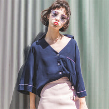 Female Fashion Korea Style Button Blouses V-Neck Casual Shirt Elegant Ladies Tops Loose Women Blouse With Pockets 72474 GS