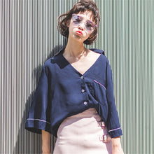 Female Fashion Korea Style Button Blouses V-Neck Casual Shirt Elegant Ladies Tops Loose Women Blouse With Pockets 72474 GS