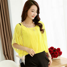 Hot  New 4XL Women 3/4 Blouse O-neck Batwing Sleeve Tee Shirt Casual Lace Blouses Fashion Plus Size Blusas 70632 GS