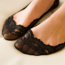 New Arrival Sock Women  Cotton Lace Invisible socks For Womne Liner Low Cut Socks calcetines mujer Black White#23 GS