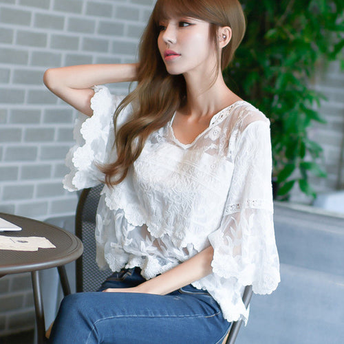 New Arrival Women Shirts Sexy Hollow Out Floral Lace Blouse Flare Sleeve Shirt V-Neck Blusas Woman Tops Plus Size 72659 GS