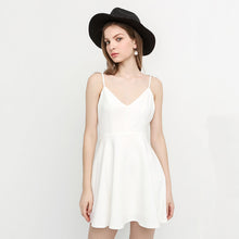 New Summer Women V-Neck Sleeveless Dress Fashion Feathers Slim Sexy Party Dresses Backless Beach Dress Vestidos 72266 GS