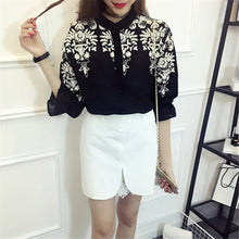 New Women Embroidery Print Blouse Stand Collar Three Quarter Sleeve Tee Shirt Button Blouses Fashion Plus Size Blusas 72197 GS
