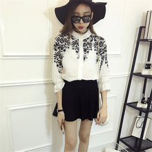 New Women Embroidery Print Blouse Stand Collar Three Quarter Sleeve Tee Shirt Button Blouses Fashion Plus Size Blusas 72197 GS