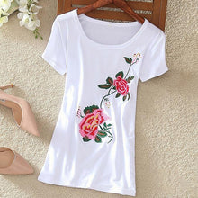 Fashion  New Summer Short Sleeve T-shirts Chinese Style Flowers Embroidery T Shirts Plus Size Female Casual Women Tops 72608 GS