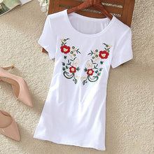 Fashion  New Summer Short Sleeve T-shirts Chinese Style Flowers Embroidery T Shirts Plus Size Female Casual Women Tops 72608 GS