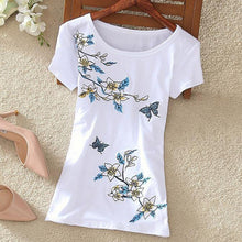 Fashion  New Summer Short Sleeve T-shirts Chinese Style Flowers Embroidery T Shirts Plus Size Female Casual Women Tops 72608 GS