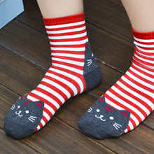 Meias  Hot Sale 3D Animals Striped Cartoon Socks Women Girls Cute Cat Footprints Funny Cotton Socks Floor calcetines 5Colors GS