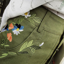 New  Fashion Floral Embroidery Pencil Skirt Mini Denim Skirts Woman Preppy Style Cute Button High Waist Skirts 72560 GS