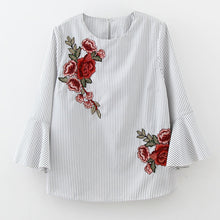 New  Fashion Women Plus Size T shirts Floral Embroidery t-shirt Women Top Three Quarter Flare Sleeve Female tops 72581 GS