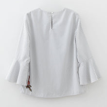 New  Fashion Women Plus Size T shirts Floral Embroidery t-shirt Women Top Three Quarter Flare Sleeve Female tops 72581 GS