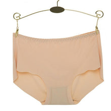 Sexy Women Underwear Invisible Ice Silk Seamless Intimates Breathable Underwear Women Girl panties sous vetement femme sexy GS
