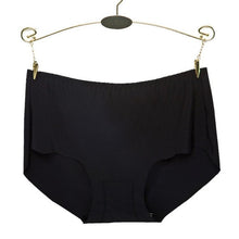Sexy Women Underwear Invisible Ice Silk Seamless Intimates Breathable Underwear Women Girl panties sous vetement femme sexy GS